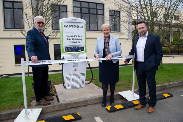 EasyGo new charger with Heather Humphreys, Chris Kelly, and Gerry Cash pictured